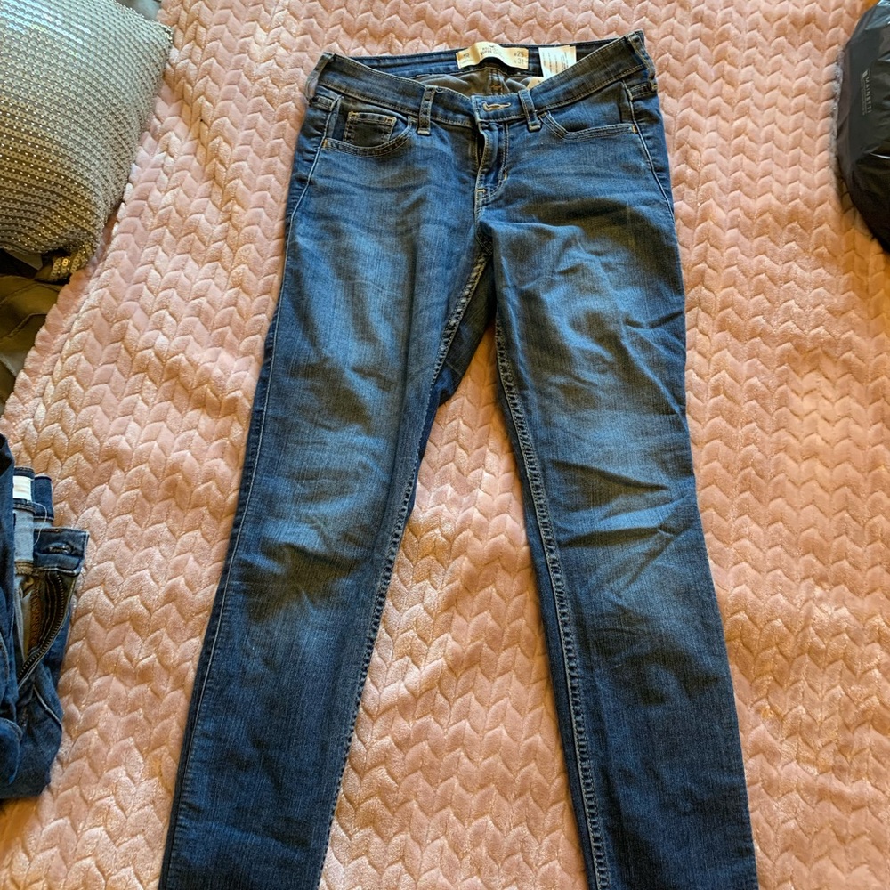 Hollister Jeans! High Rise and are super good quality !! Just too Big for me now
